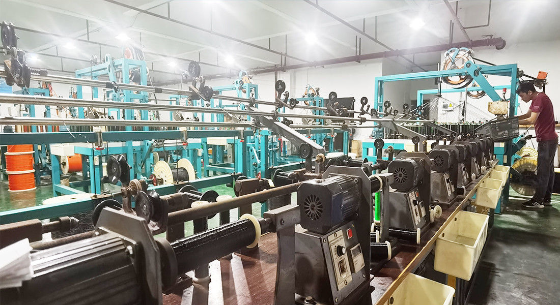 Shenzhen Yasi Lecai Technology Co., Ltd. linea di produzione del fabbricante